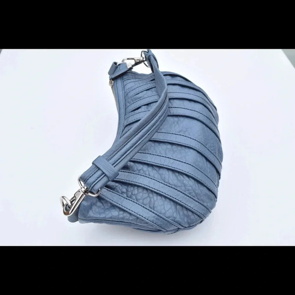 Calvin Klein shoulder bag - Picture 7 of 13